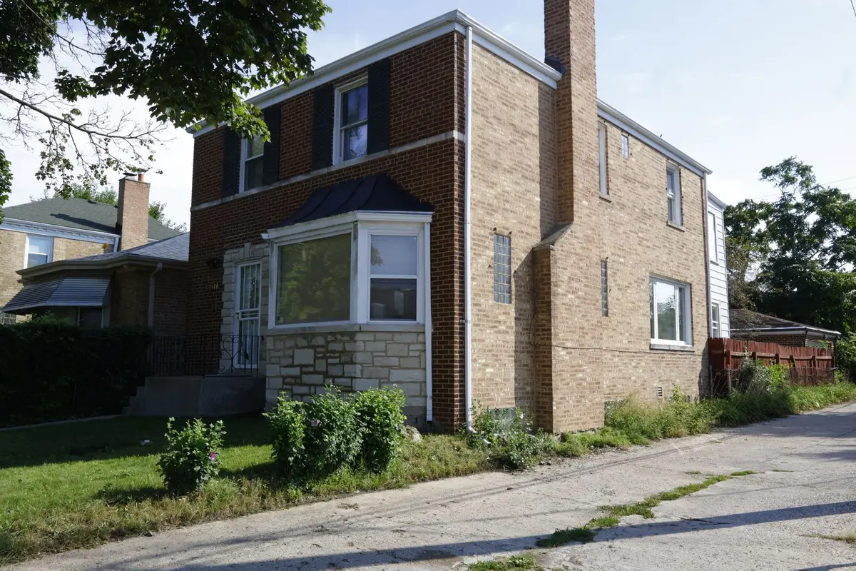 6017 N Bernard Street