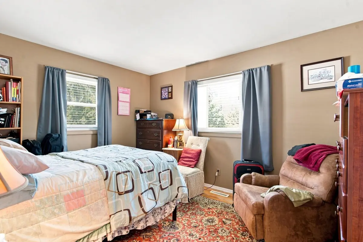 652 Sussex Lane