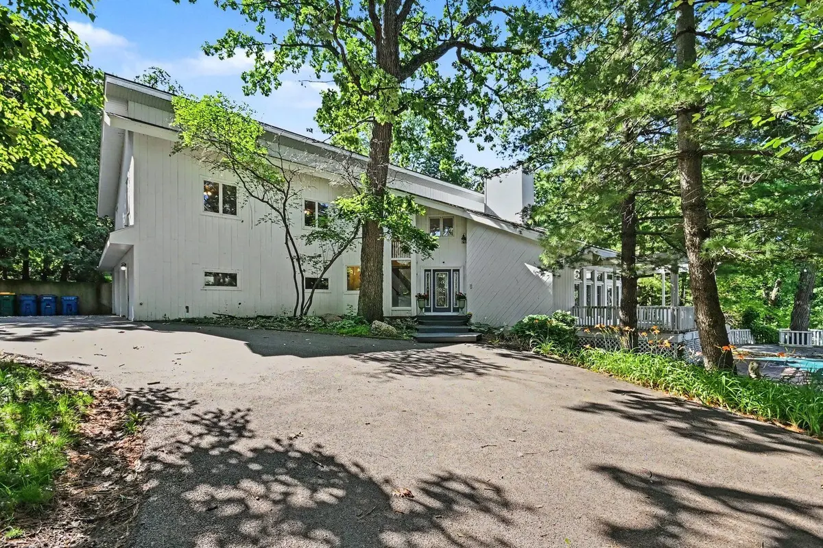 24635 W Mound Road