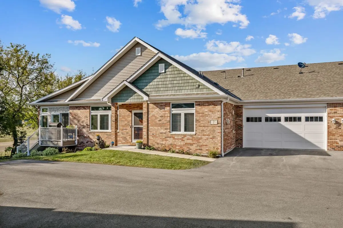 2 Briden Lane