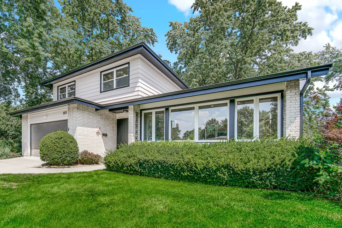 1831 N Rolling Lane