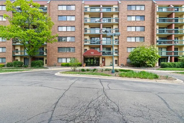 1800 Huntington Boulevard