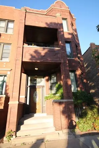 909 N Leavitt Street