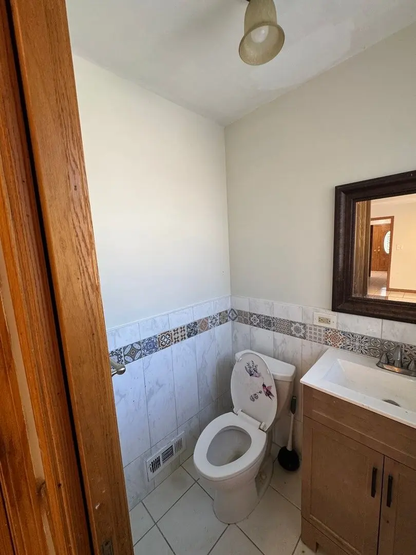 17W154 Terry Trail