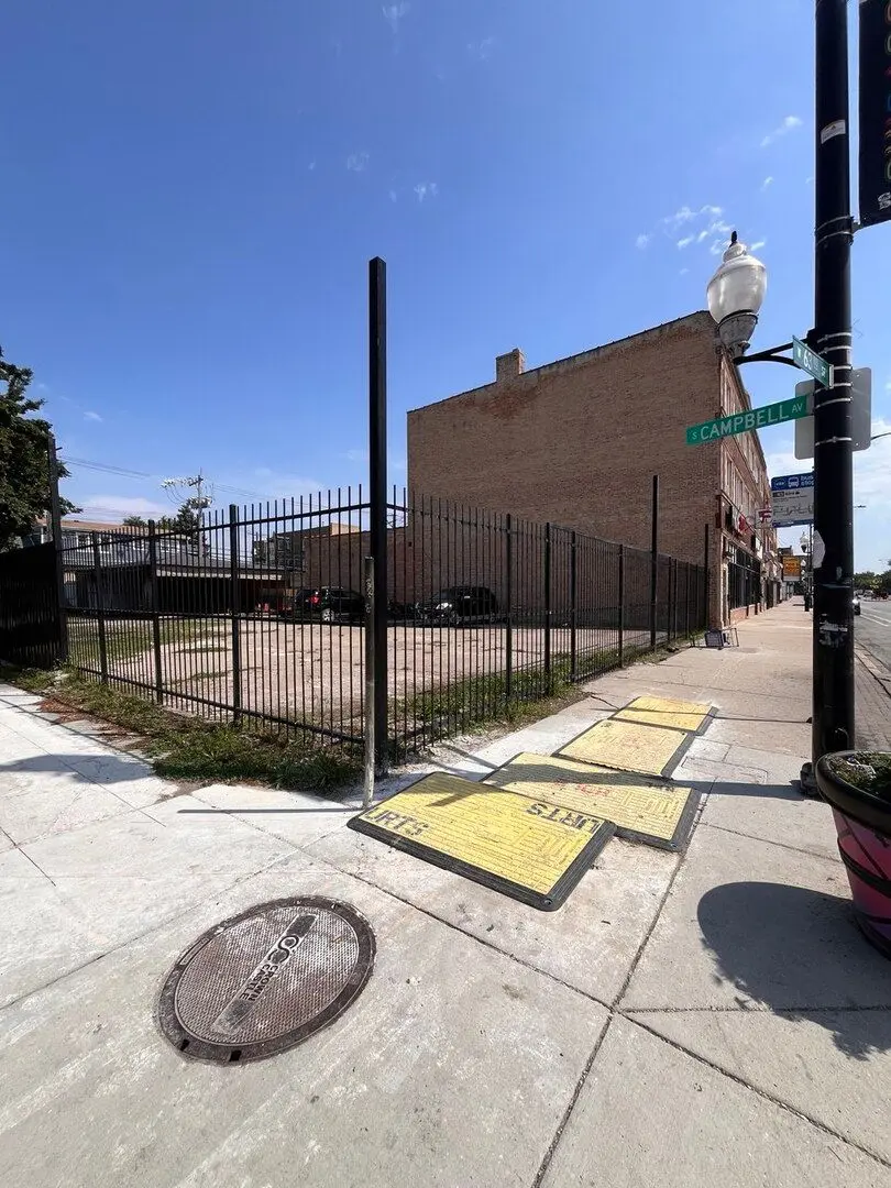 2454 W 63rd Street