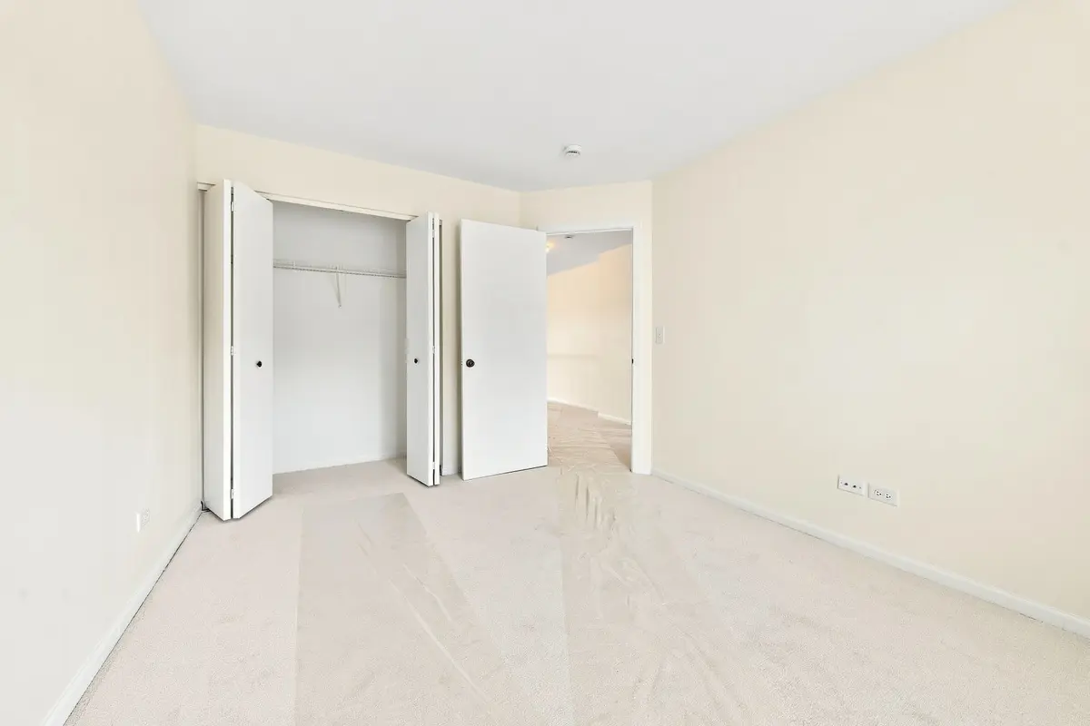 2420 Sisters Court