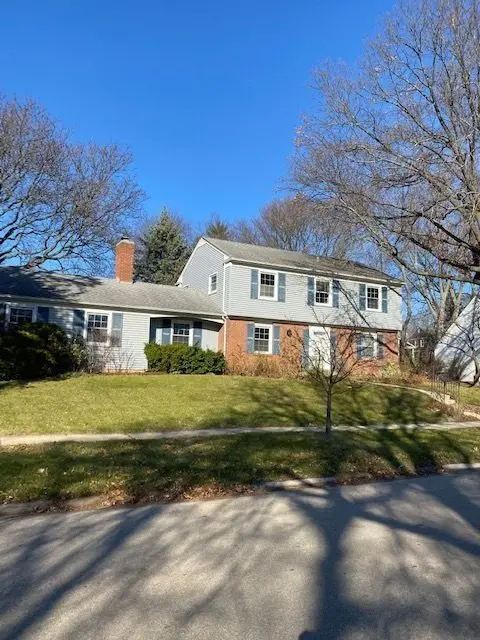 405 Blue Grass Court