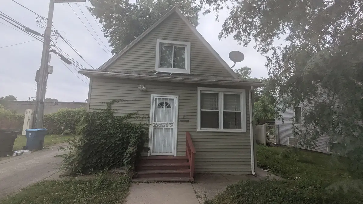 815 W 122nd Street