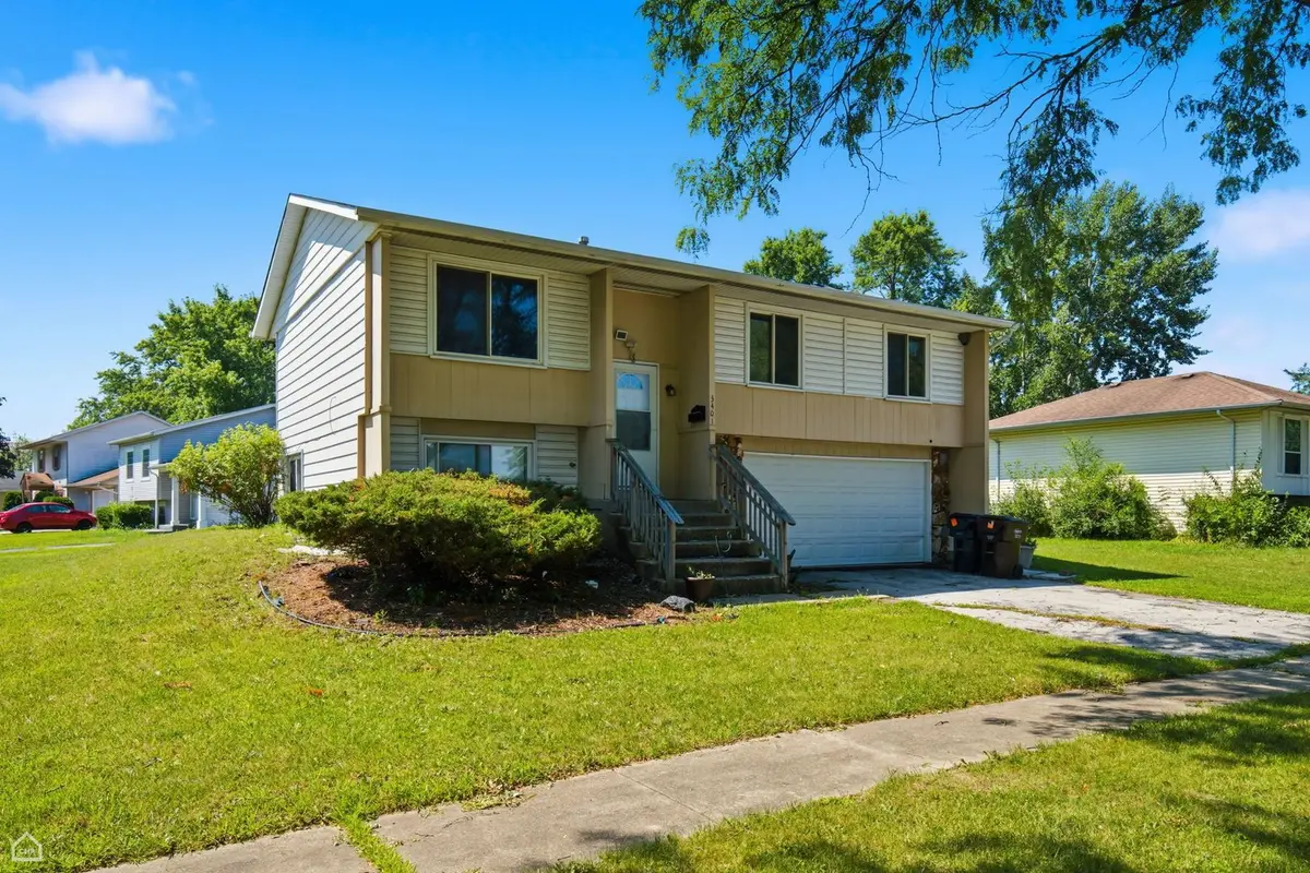3401 Seine Court