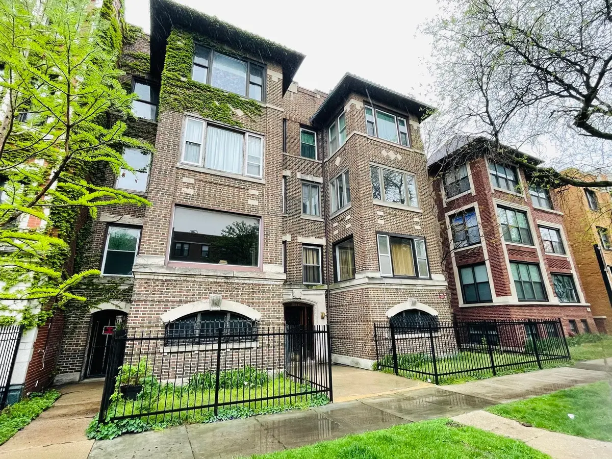 5117 S University Avenue
