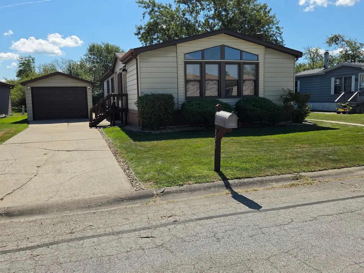 151 Flamingo Drive