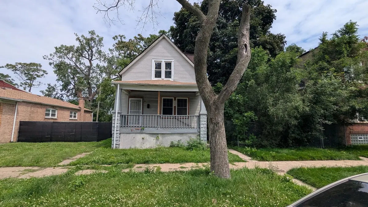 338 W 116TH Street