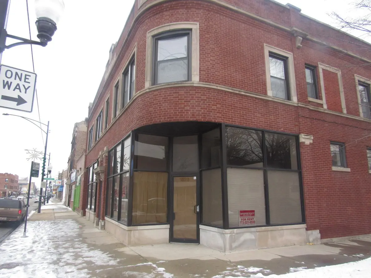 1825 E 79th Street
