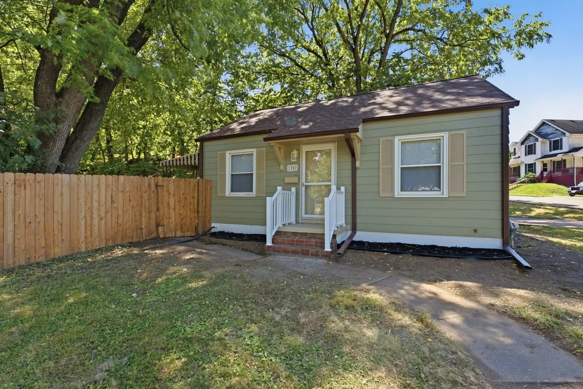 1307 Kirkwood Boulevard