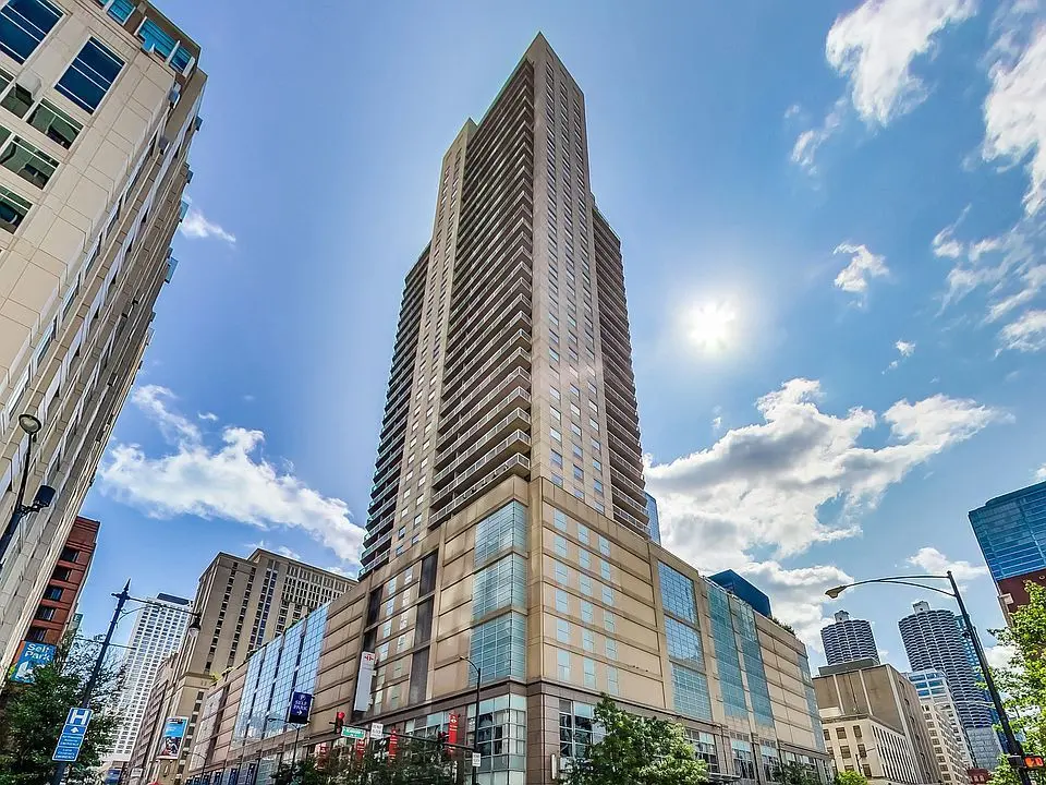 545 N Dearborn Street