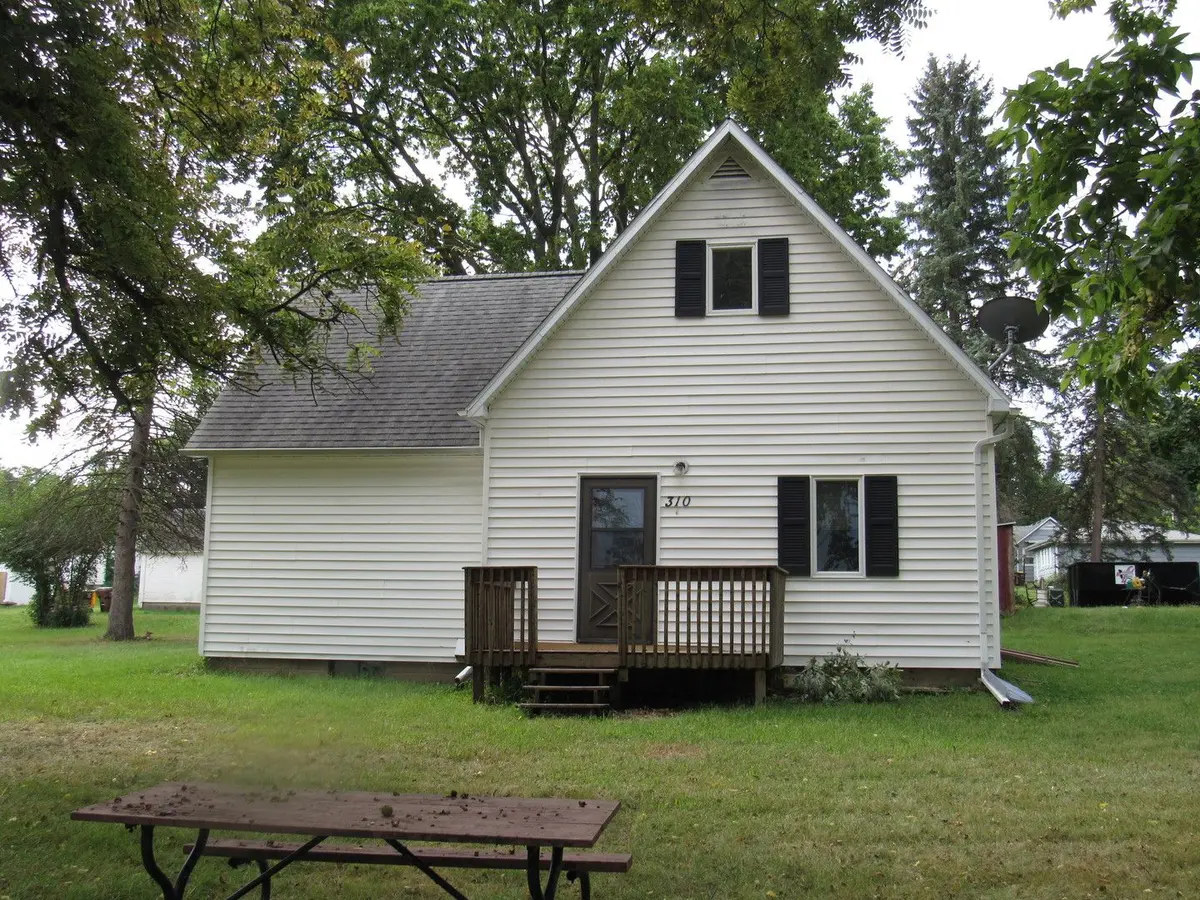 310 W 3RD Street