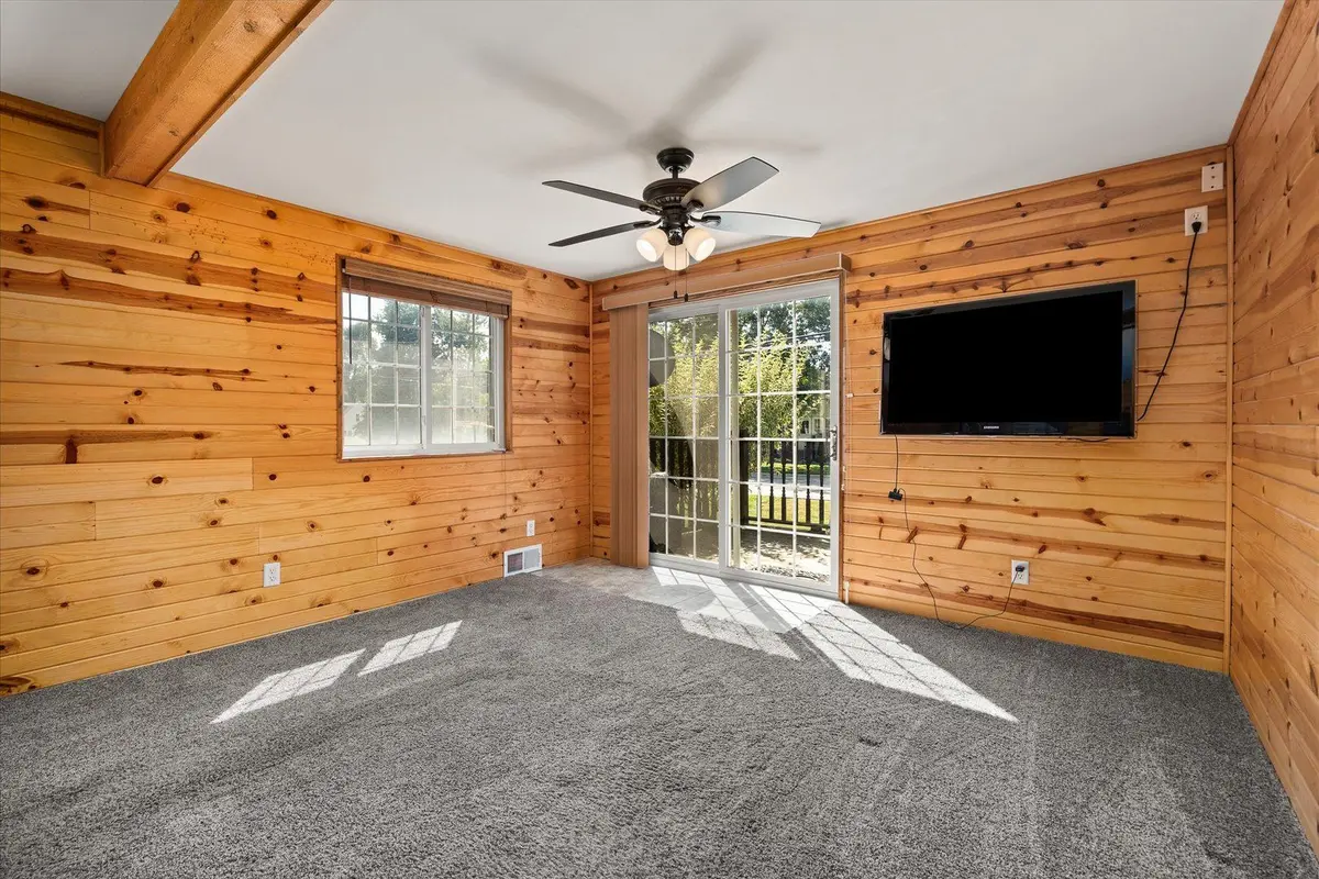 807 N Otter Creek Road