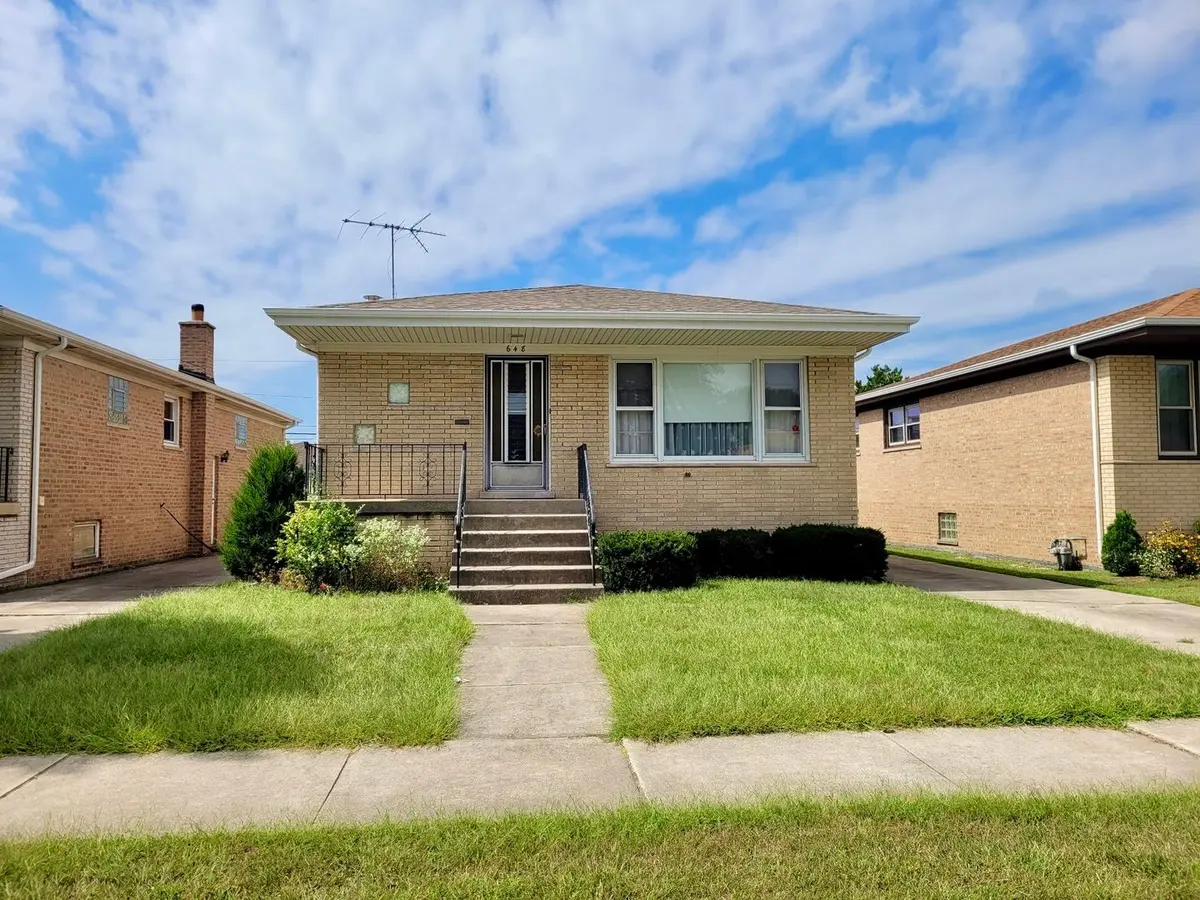 648 Escanaba Avenue