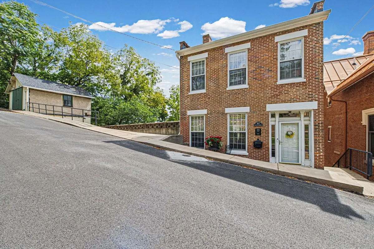 107 N Prospect Street