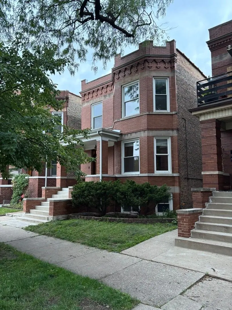 5028 W Pensacola Avenue