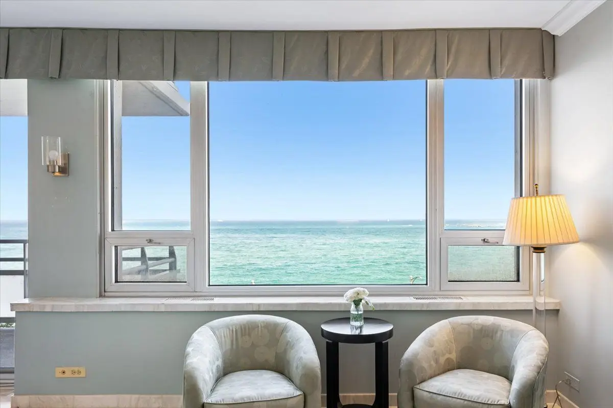 1300 N LAKE SHORE Drive