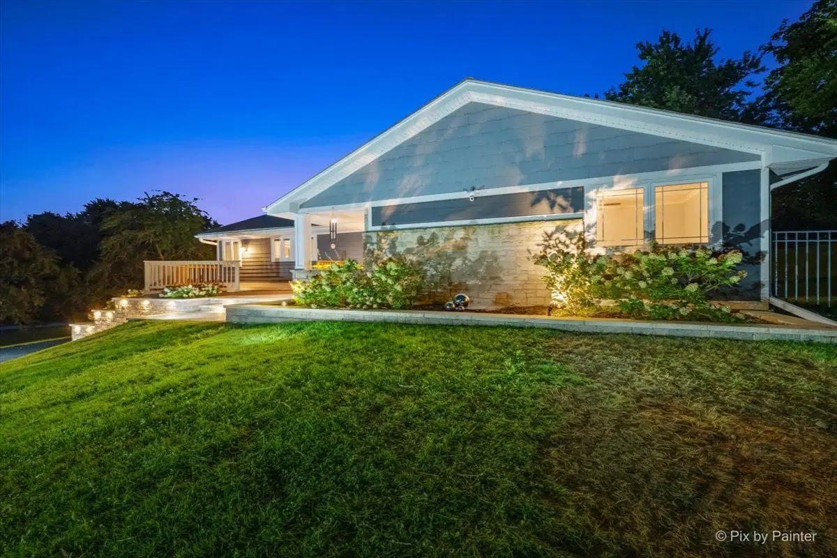 506 Lakepoint Drive