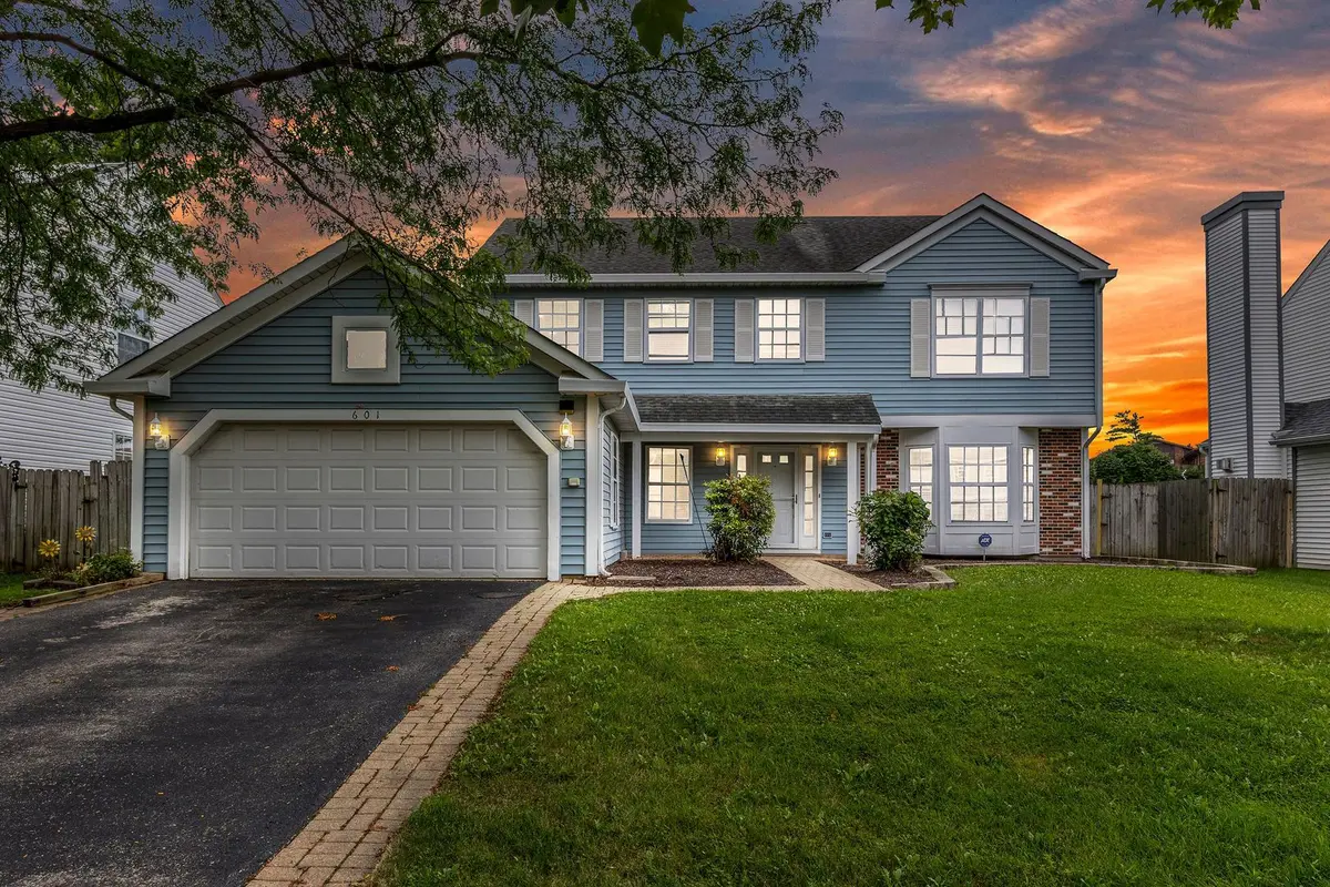 2S601 RIVER OAKS Drive