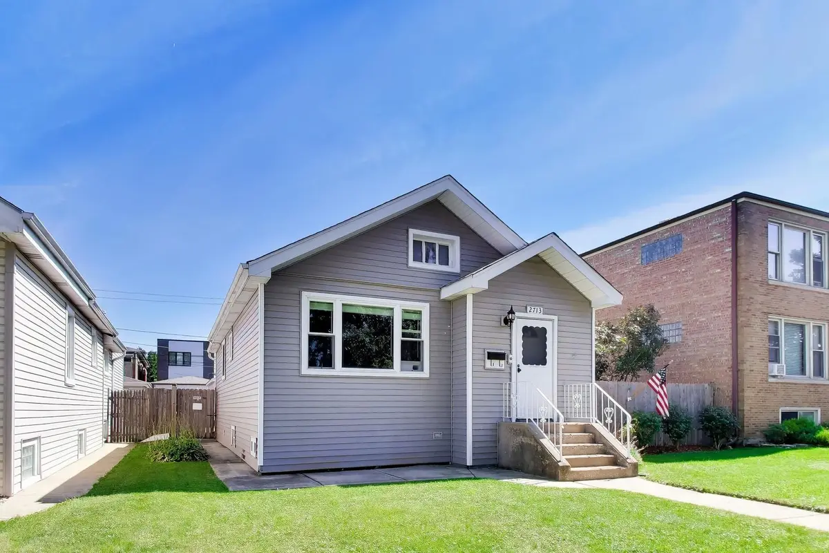 2713 N 75th Avenue