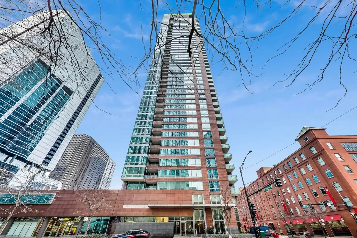 505 N Mcclurg Court