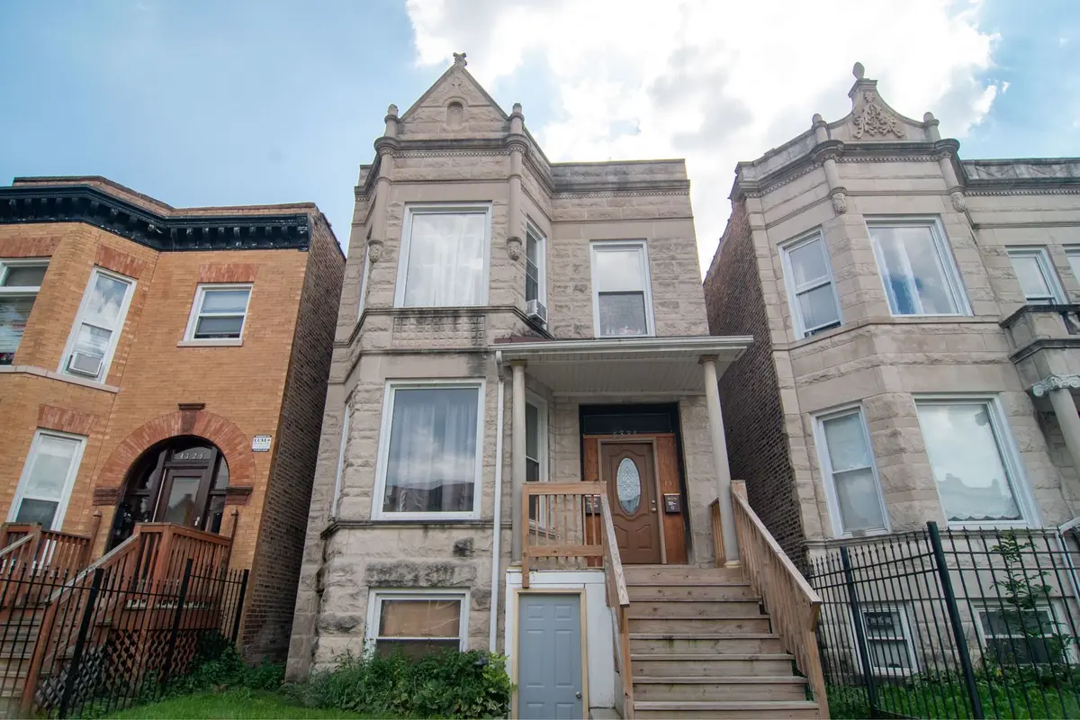 4331 W Adams Street