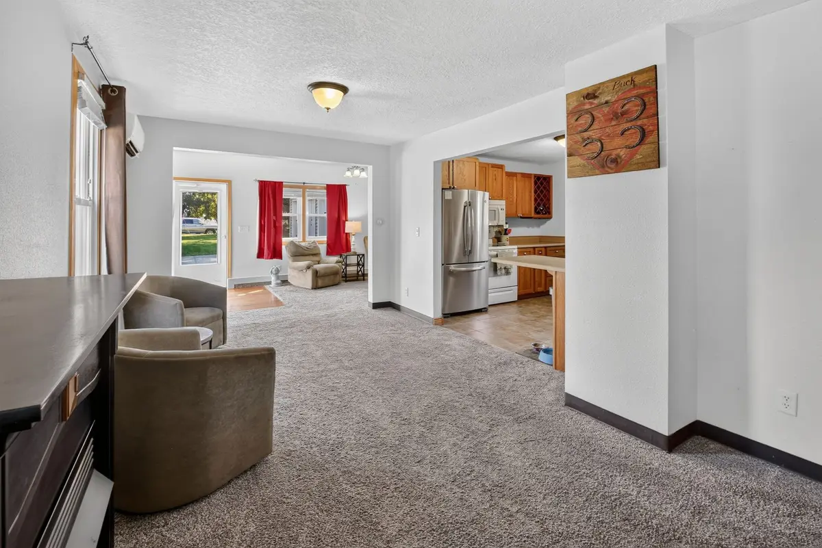 303 W Price Street