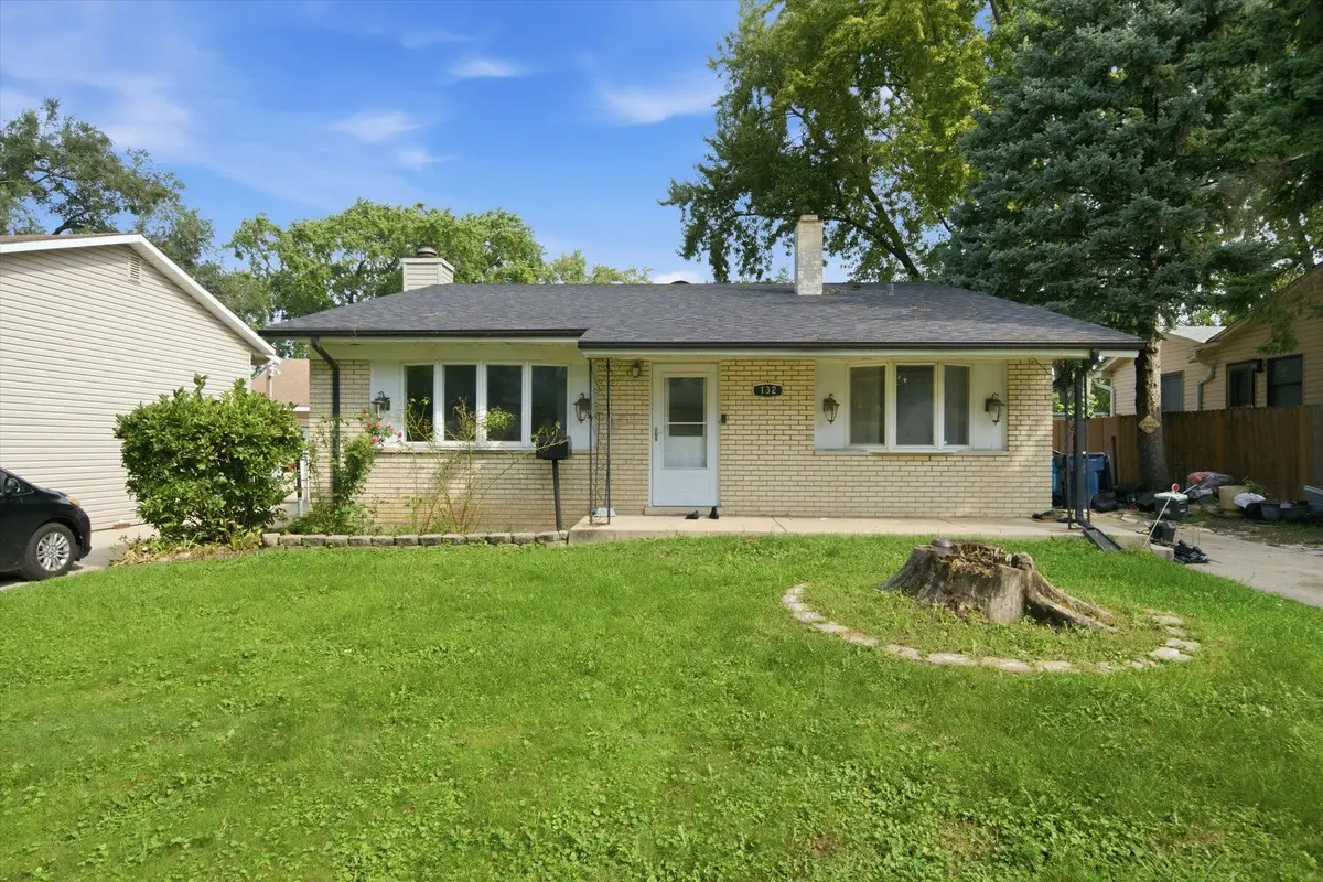 132 E Montana Avenue