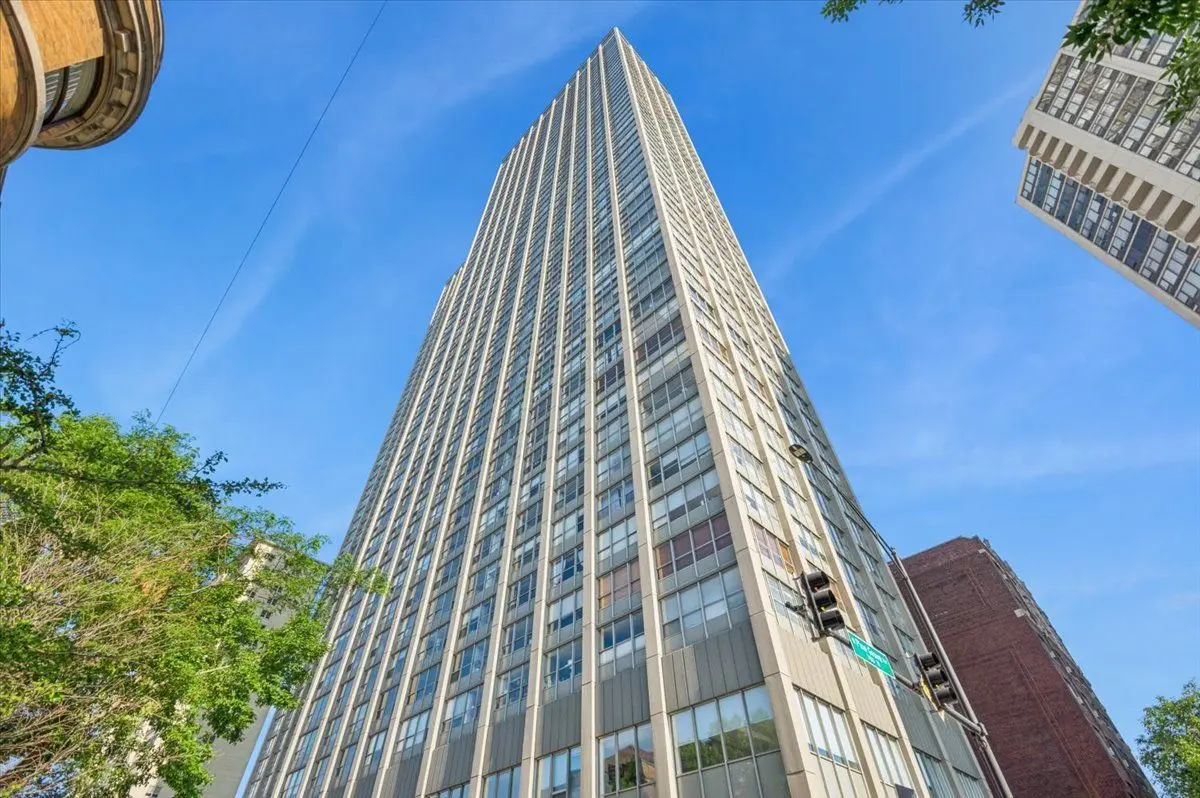 655 W Irving Park Road
