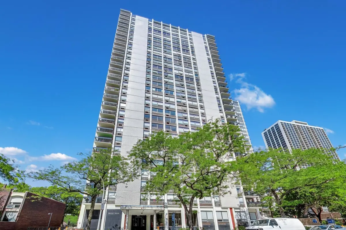 1455 N Sandburg Terrace