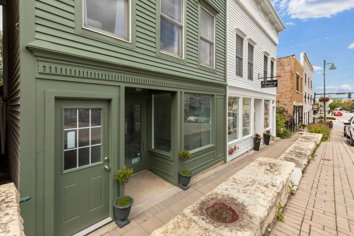 208 Stephen Street