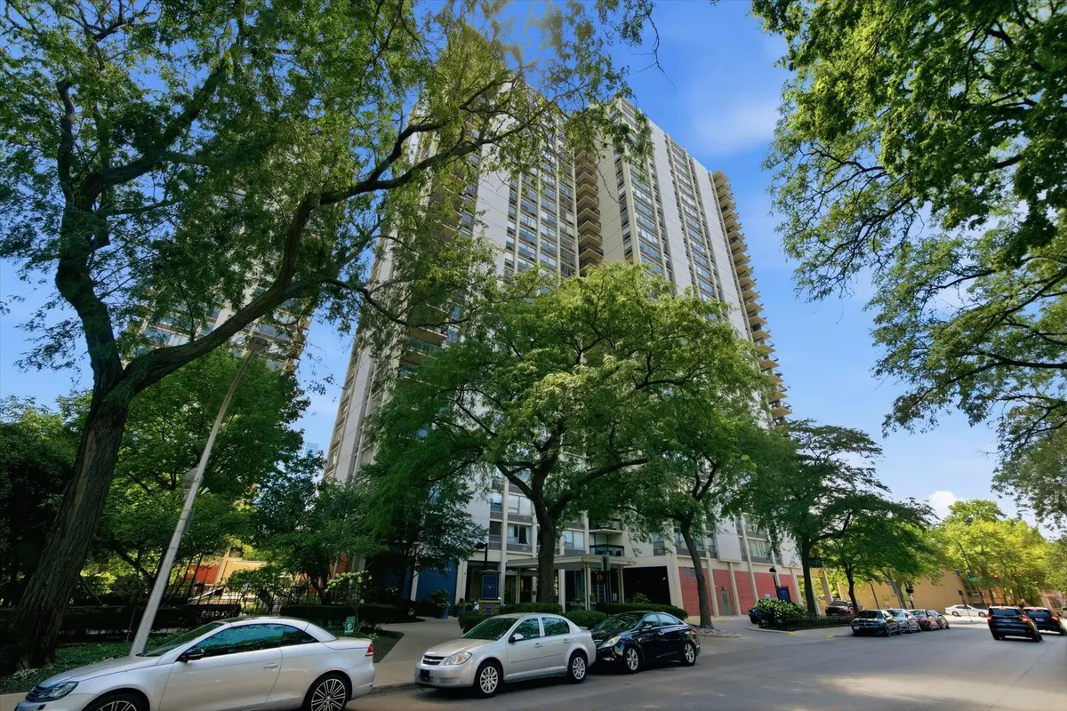 1360 N Sandburg Terrace