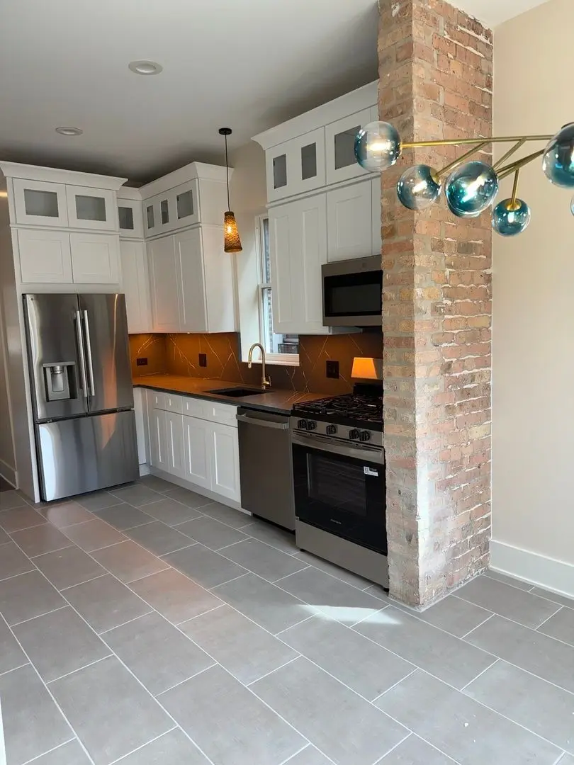 2657 W 21st Place