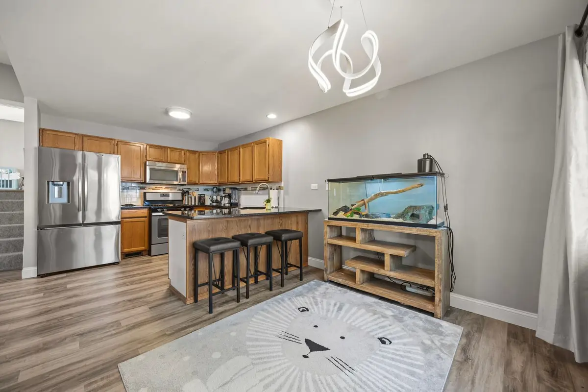 955 Ascot Drive