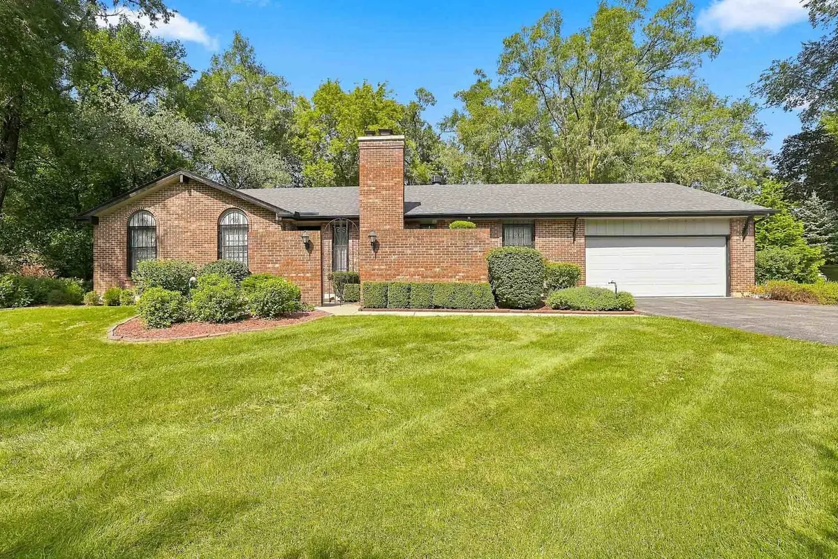 806 Roberts Road