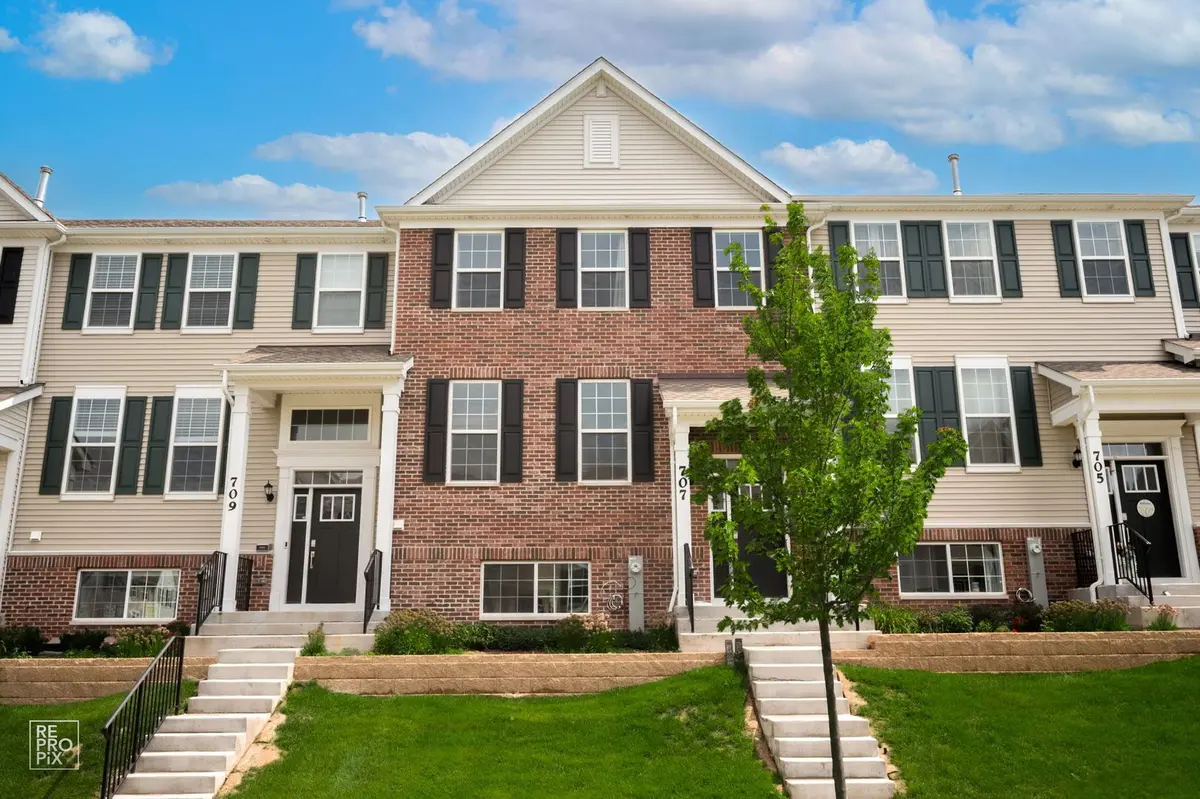 707 Neubauer Circle
