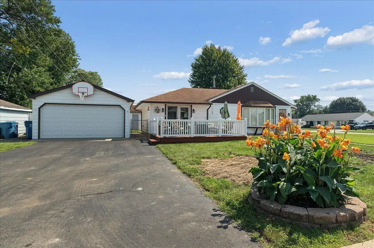4242 W 90th Place