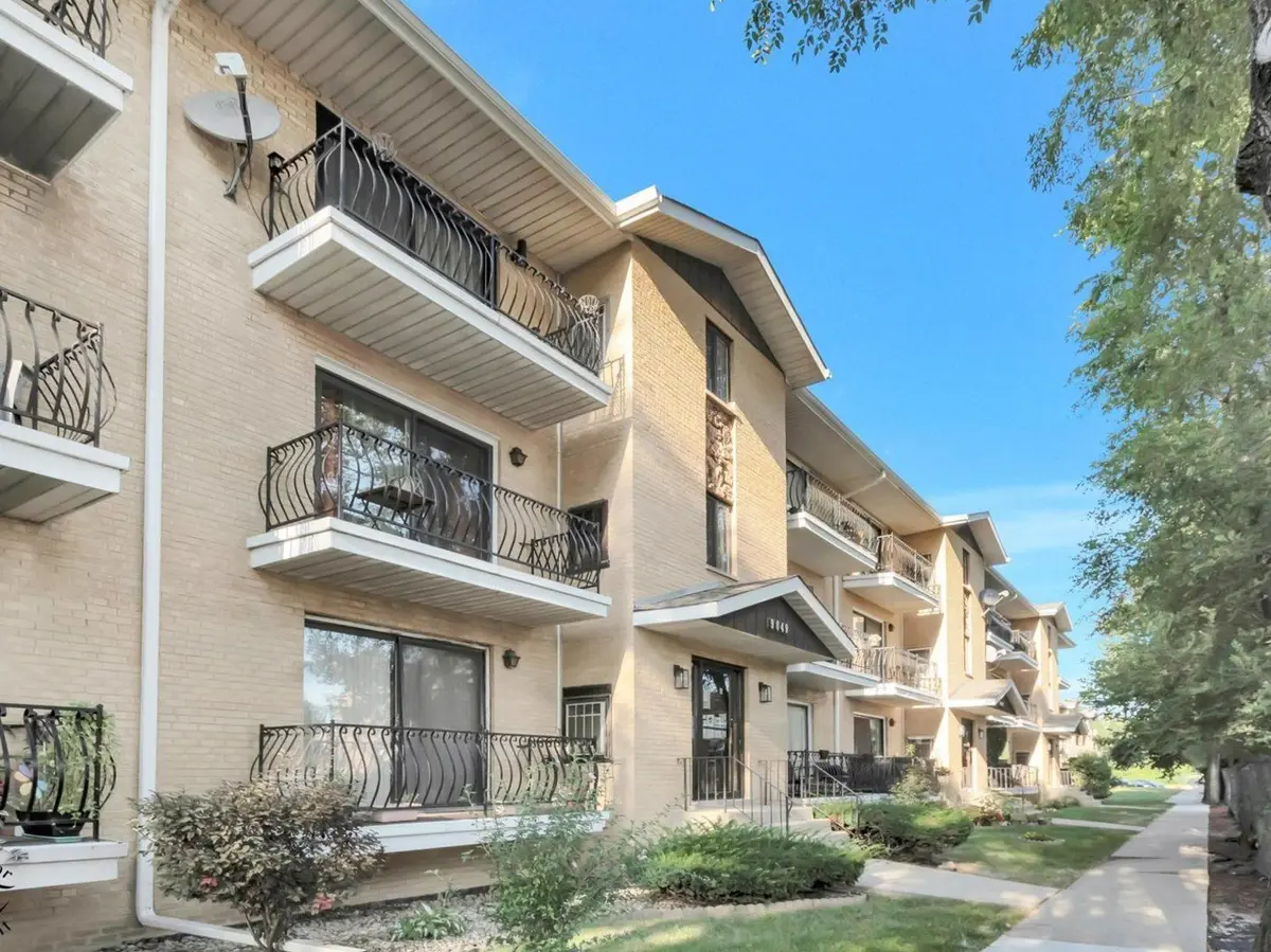 9649 S Harlem Avenue