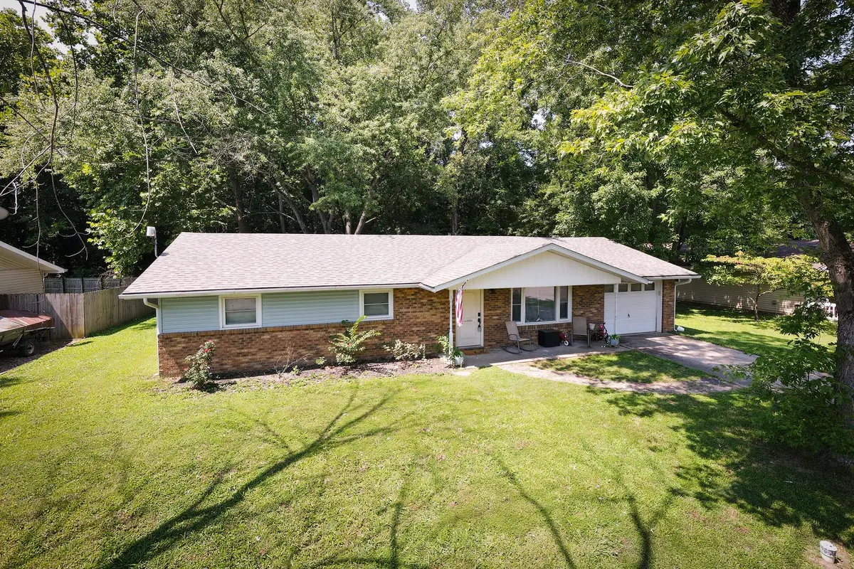 1023 Roberta Drive