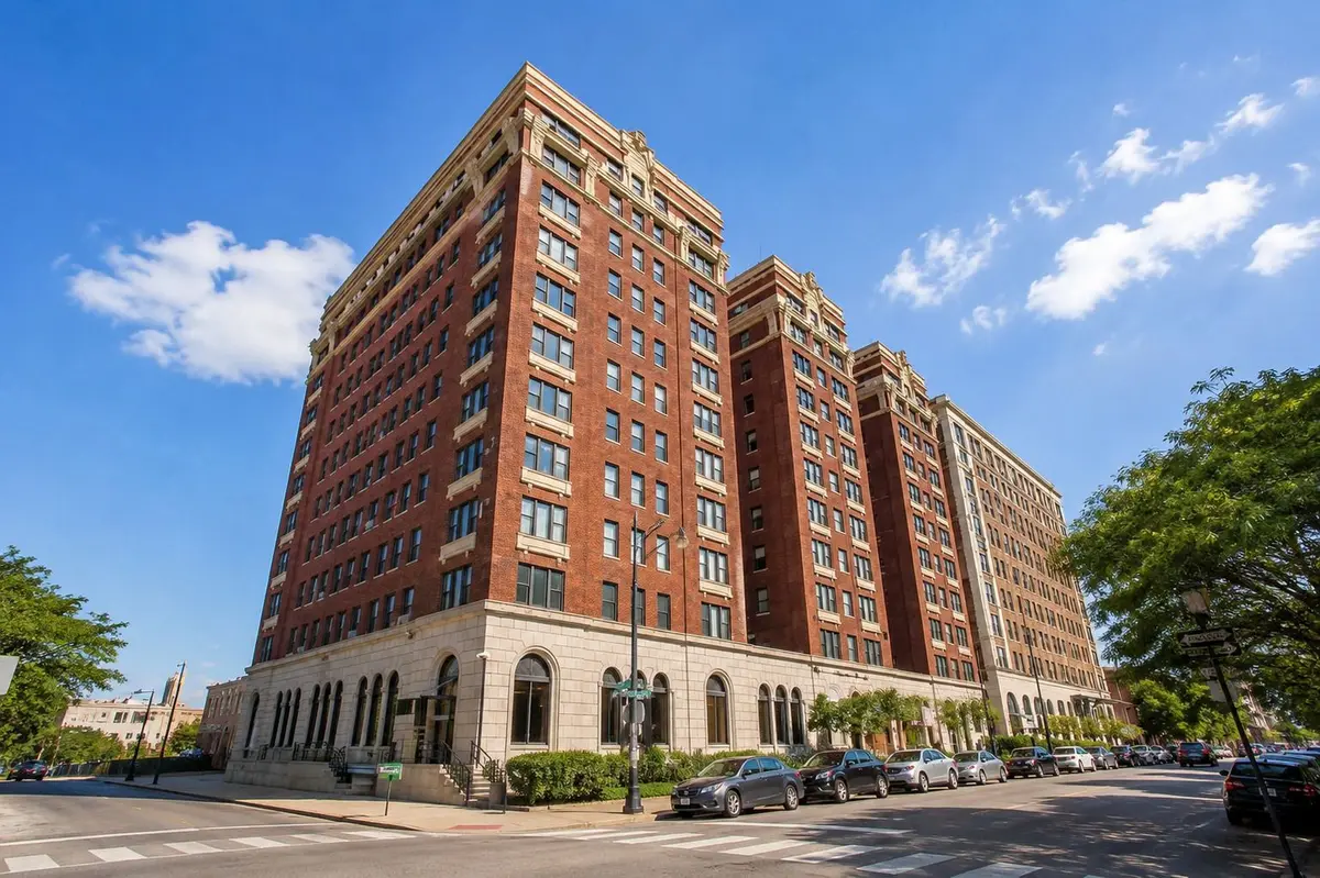 5300 S Shore Drive