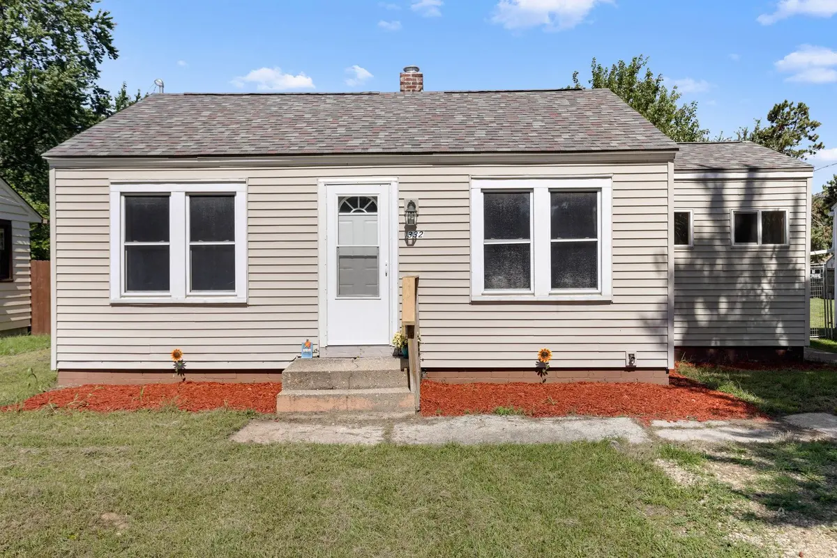332 Gilbert Terrace