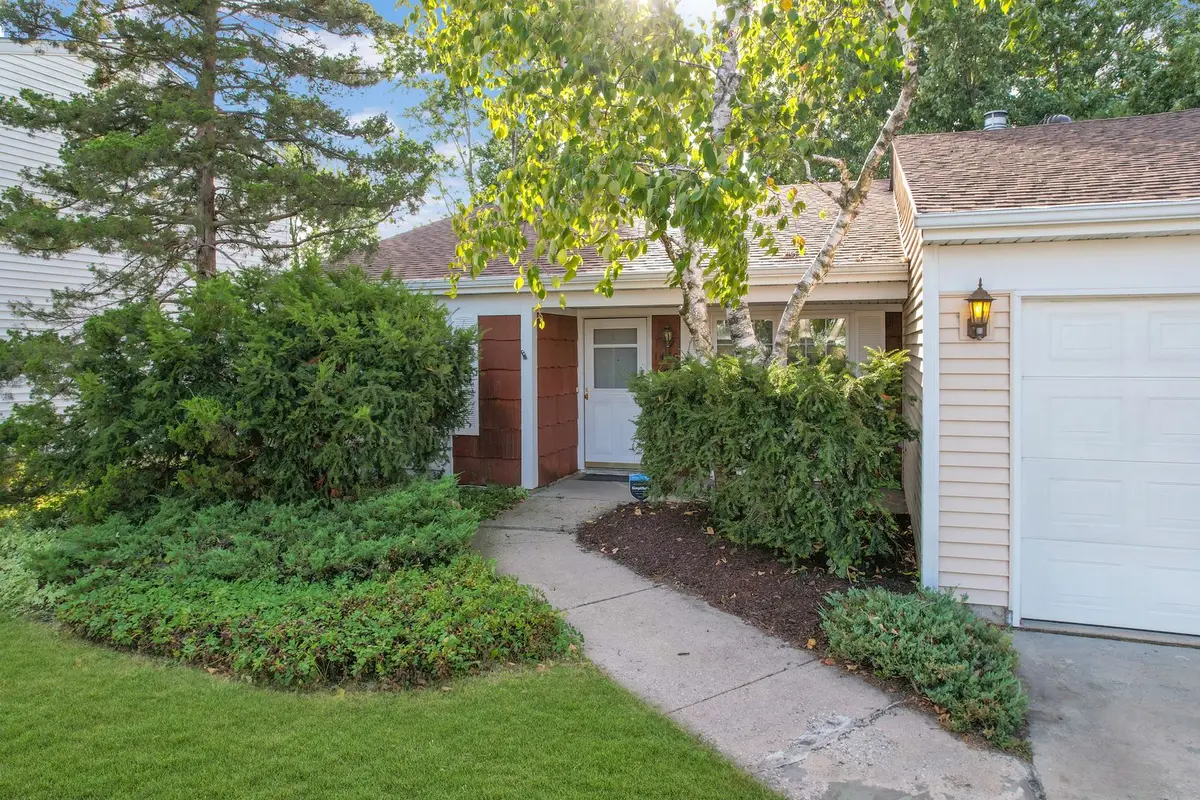 1460 Walden Circle
