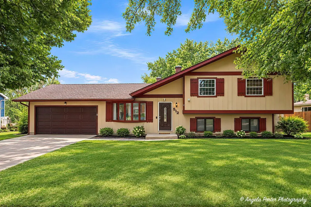 512 Silbury Court