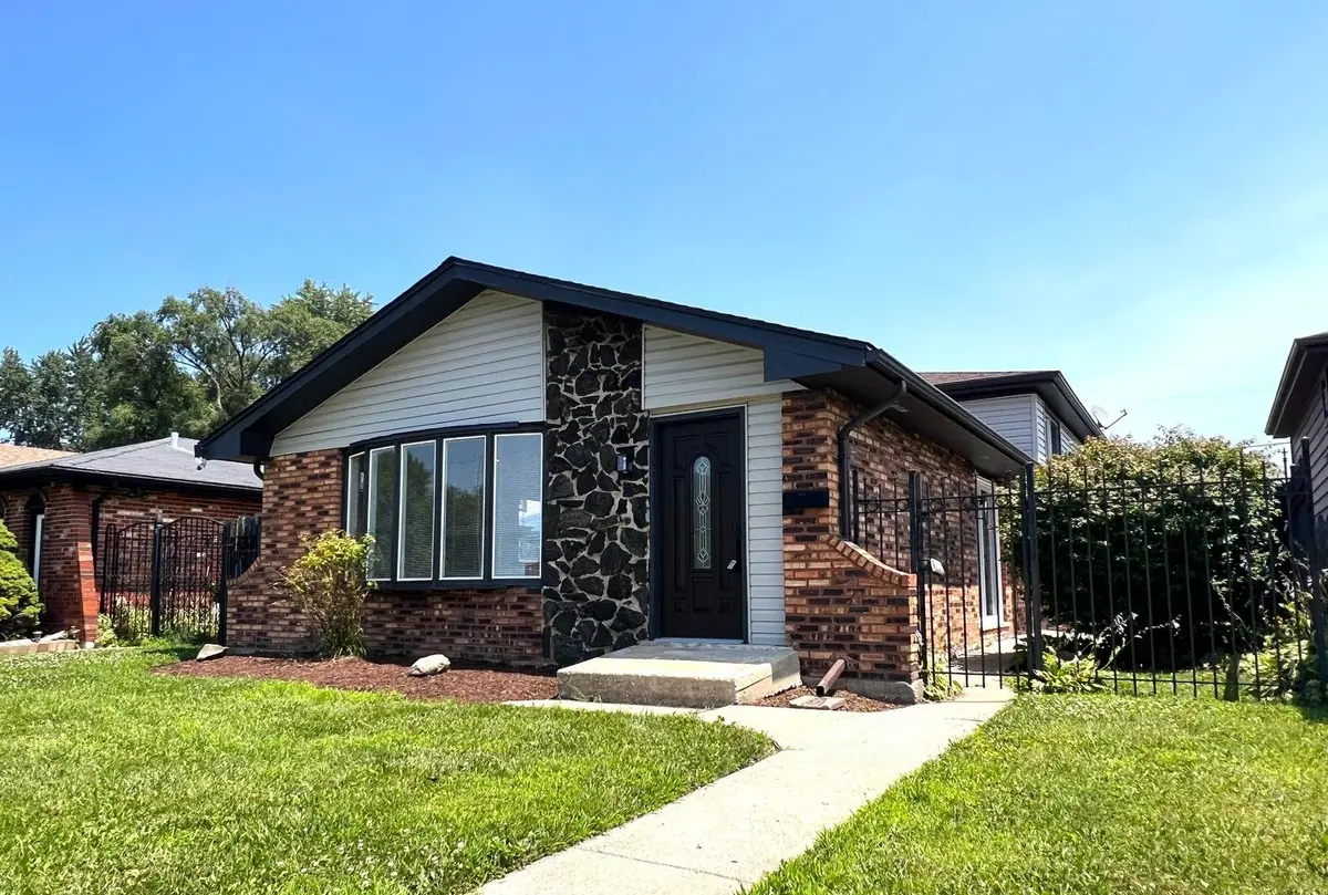 513 Superior Avenue