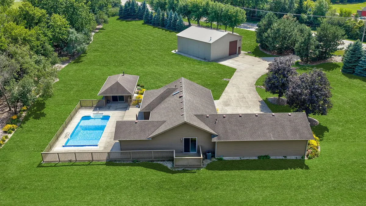 27175 N Gilmer Road