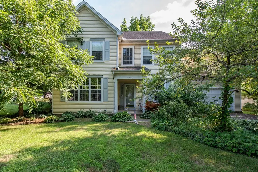 3252 Victoria Lane